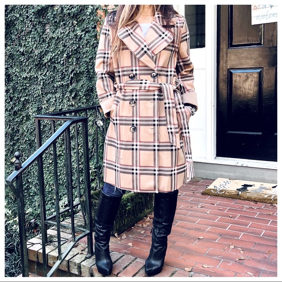 Made in Italy Most Fabulous Designer Belted Plaid Trench Coat - Picture 5 of 13